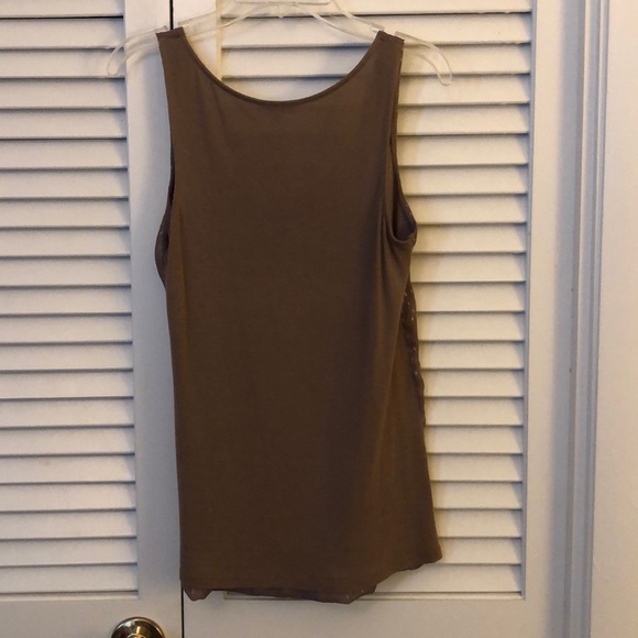 Tank - Picture 4 of 4